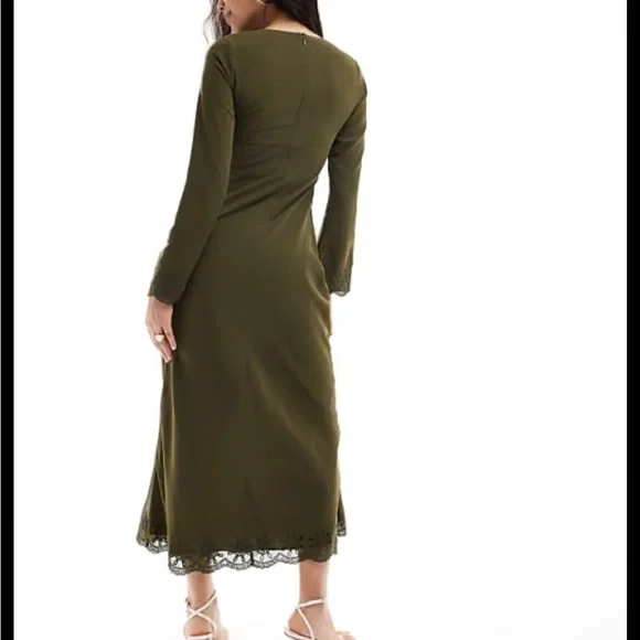 ASOS DESIGN embroidered cuff and hem maxi dress in khaki - Picture 2 of 15